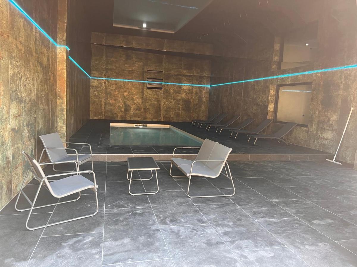 Villa 400M2 Piscine Interieure Tres Calme Агде Екстериор снимка