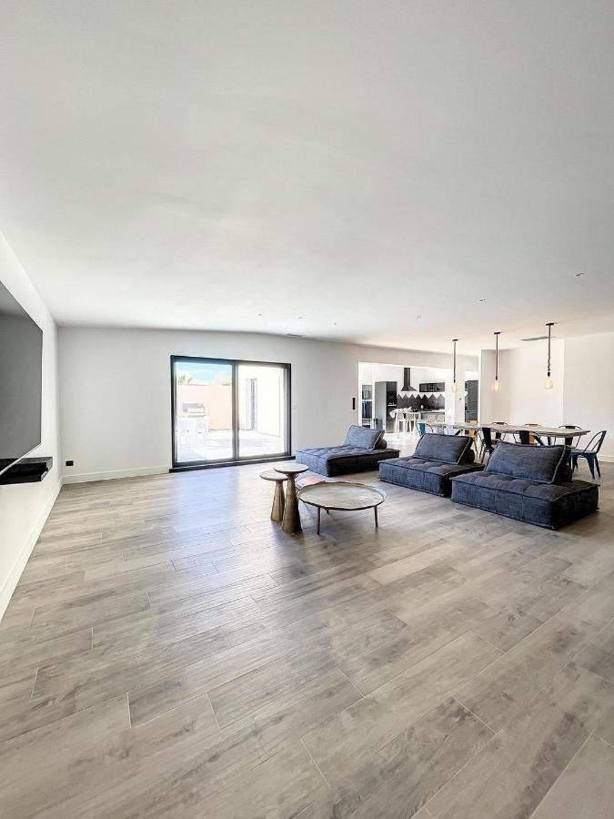 Villa 400M2 Piscine Interieure Tres Calme Агде Екстериор снимка